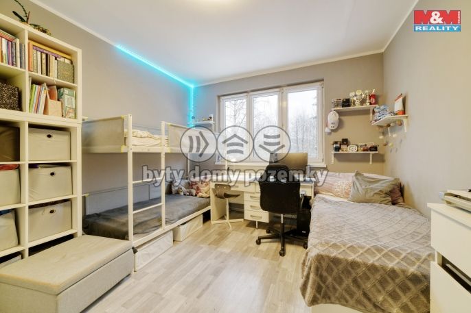 Prodej, Byt 3+1, Valy