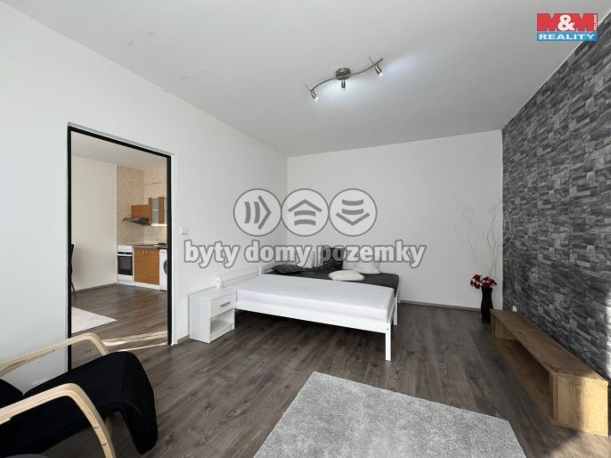 Pronájem, Byt 1+1, Děčín