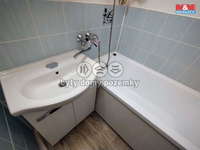 Pronájem, Byt 2+1, Kunín