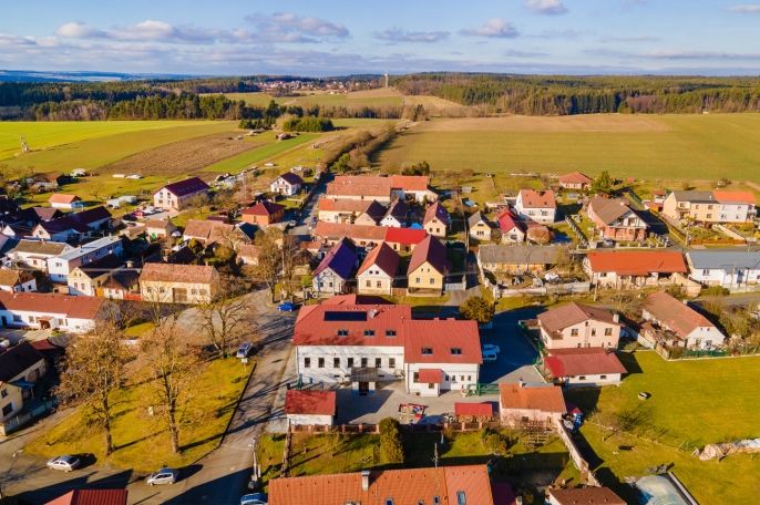 Pronájem, Byt 1+kk, Čermná