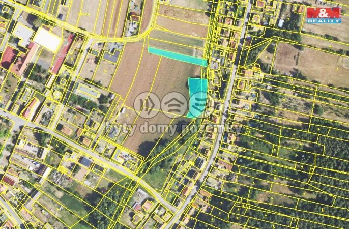 Prodej, Pole, Lužná