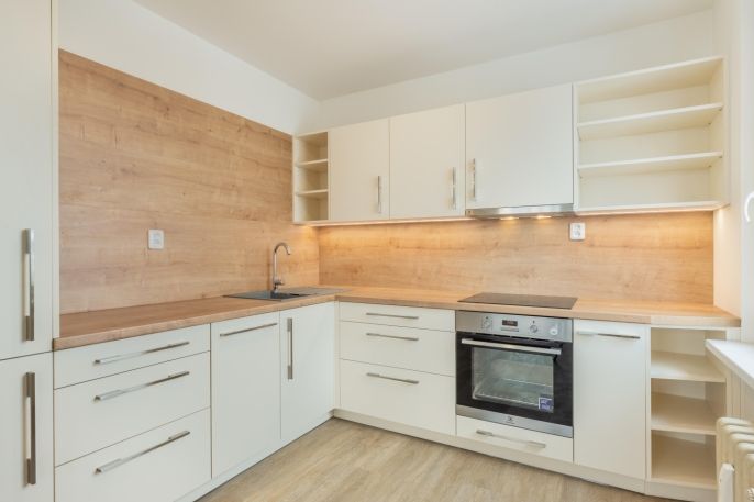 Prodej, Byt 1+kk, Kladno