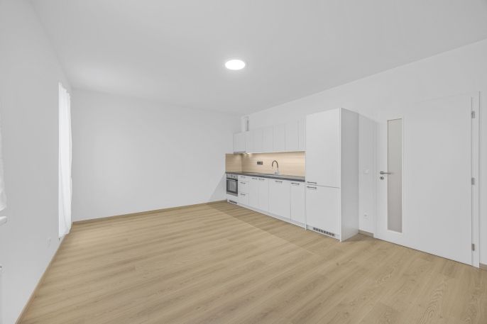 Pronájem, Byt 1+kk, Hradec Králové