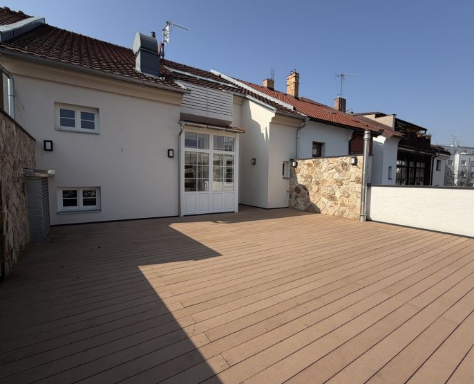 Pronájem, Byt 3+kk, Pardubice