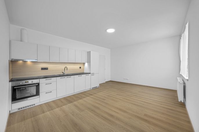 Pronájem, Byt 1+kk, Hradec Králové