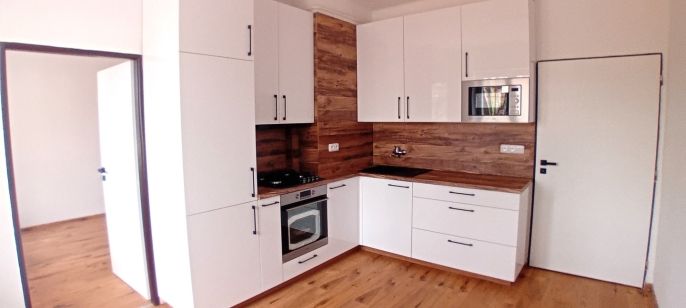 Pronájem, Byt 2+kk, Dvůr Králové nad Labem