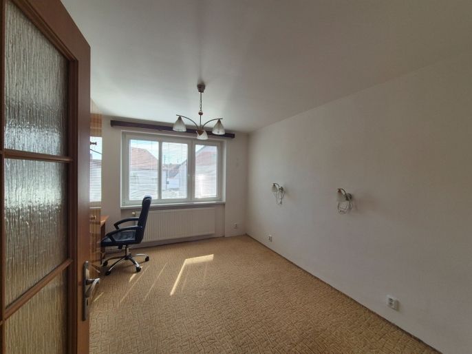 Prodej, Byt 3+1, Trubín