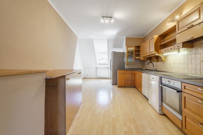 Pronájem, Byt 3+1, Cheb