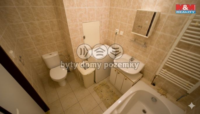 Pronájem, Byt 1+1, Polička