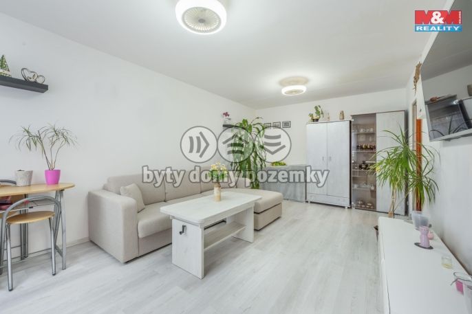 Prodej, Byt 1+kk, Kladno