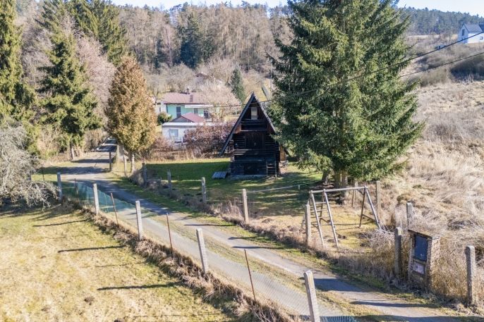 Prodej, Chata, Chrást