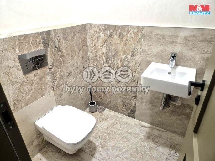 Pronájem, Byt 2+kk, Chomutov