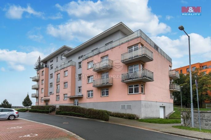 Prodej, Byt 1+kk, Pardubice