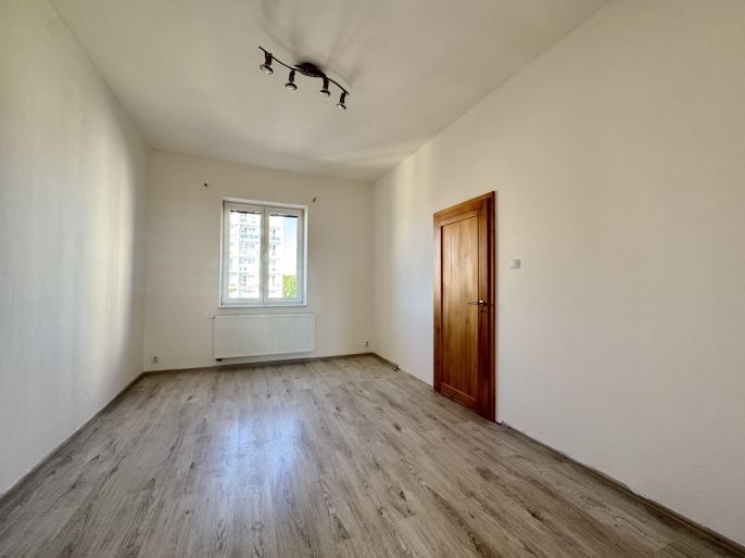 Pronájem, Byt 3+1, Slaný
