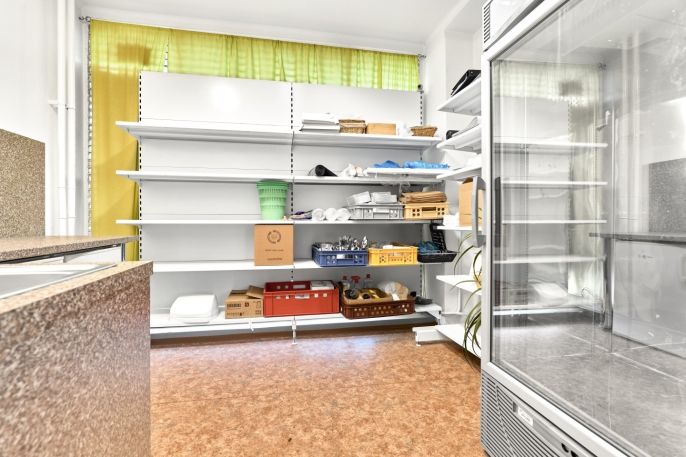 Pronájem, Obchodní objekt, Ostrov