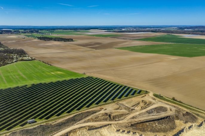 Prodej, Pole, Benátky nad Jizerou