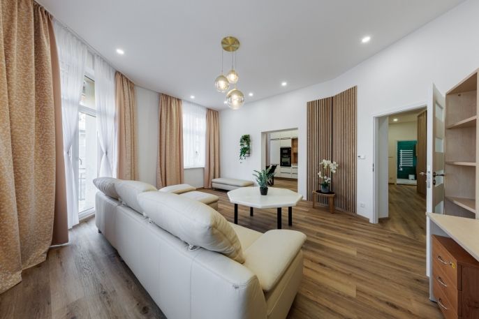 Prodej, Byt 2+1, Karlovy Vary