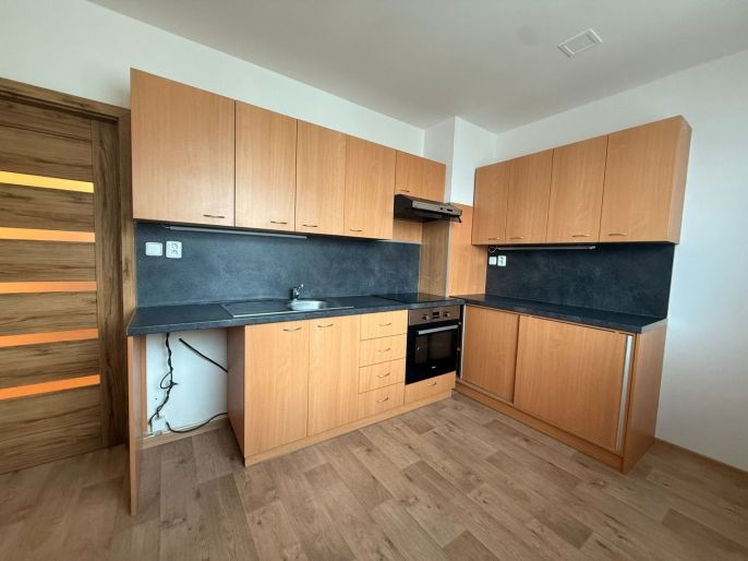 Pronájem, Byt 2+1, Benešov nad Ploučnicí