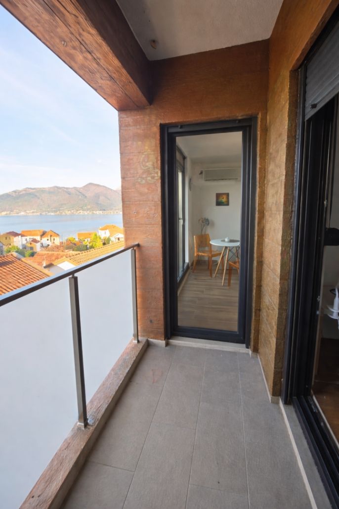 Prodej, Byt 1+1, Tivat
