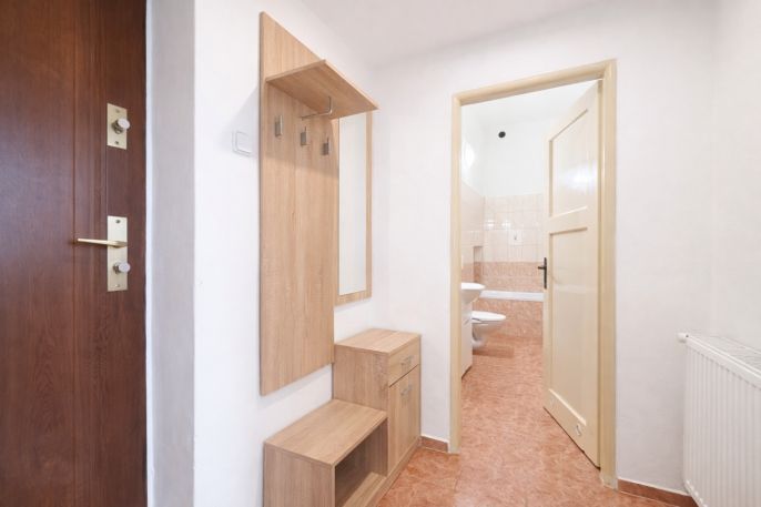 Pronájem, Byt 2+1, Trutnov