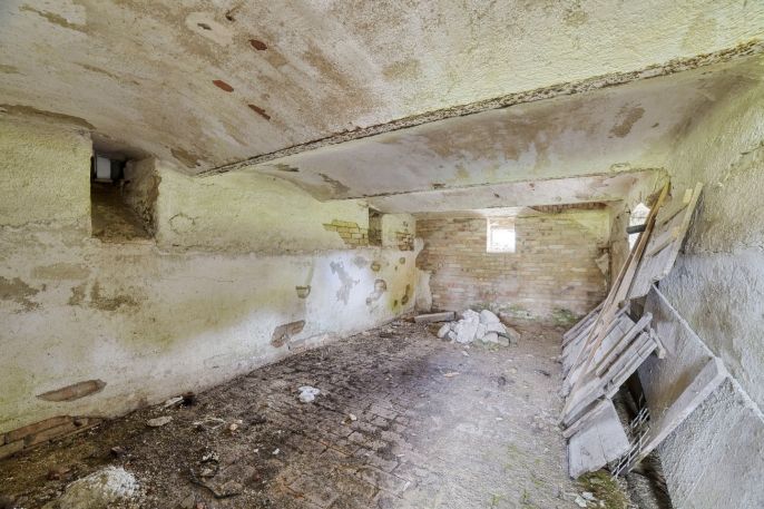 Prodej, Zemědělský objekt, Křižovatka