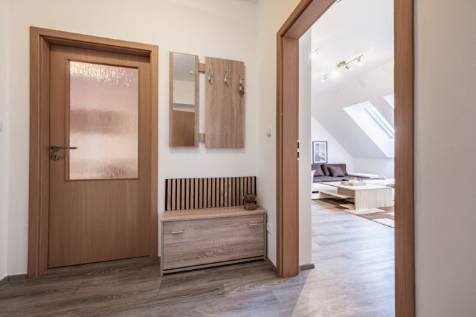 Pronájem, Byt 2+kk, Chvalovice