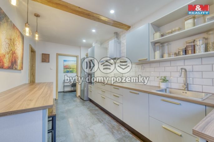 Prodej, Byt 4+1, Černošice