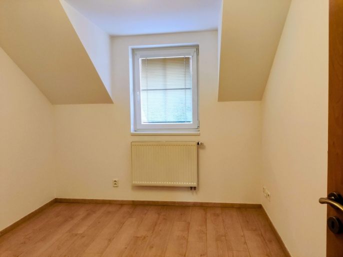 Pronájem, Rodinný dům, Jesenice