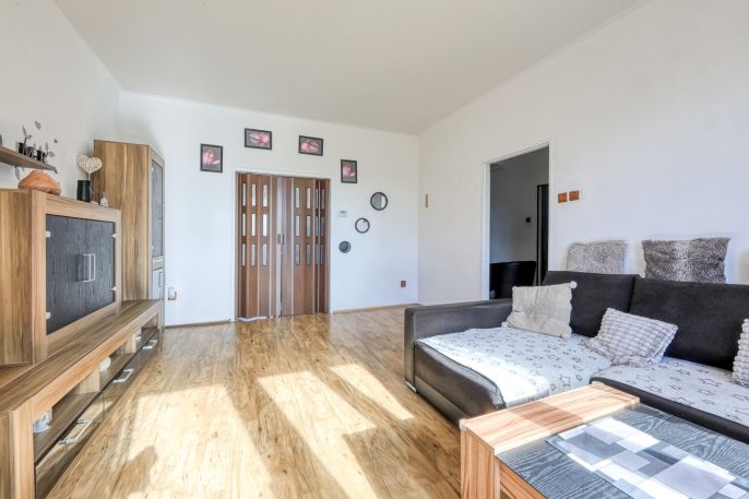 Prodej, Byt 3+1, Tlučná