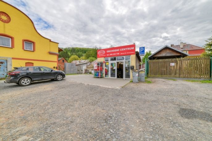Prodej, Obchod a služby, Žlutice