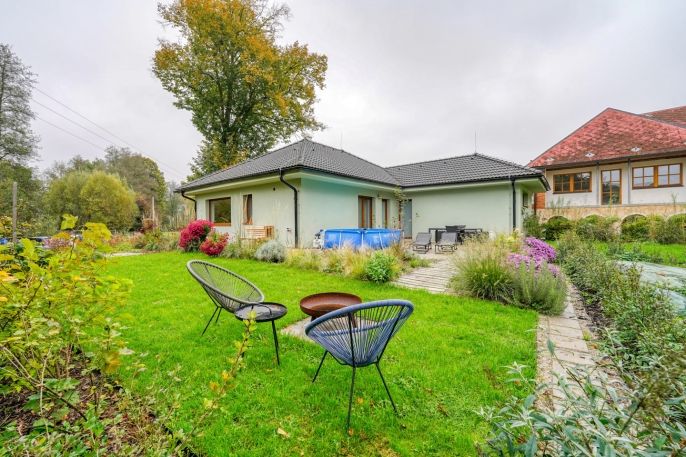 Pronájem, Rodinný dům, Nečtiny