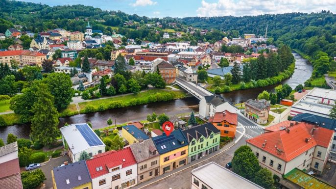 Pronájem, Obchod a služby, Semily