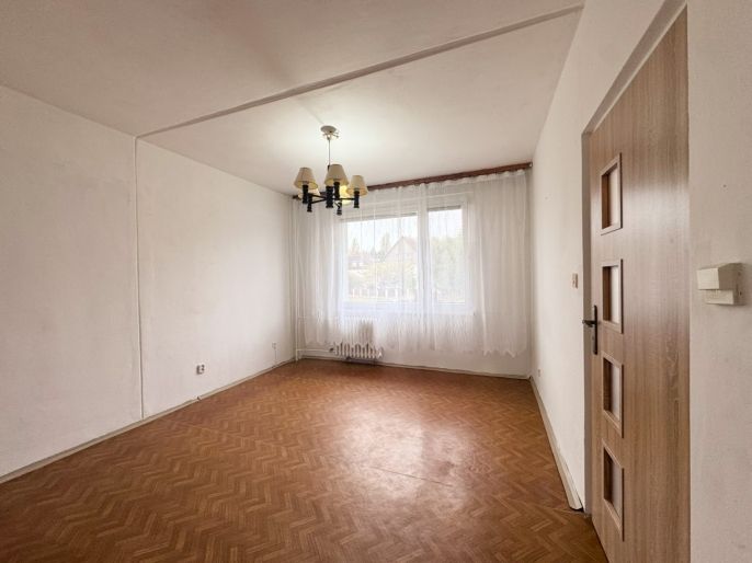 Pronájem, Byt 1+1, Seč