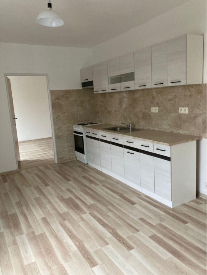 Pronájem, Byt 2+kk, Brušperk