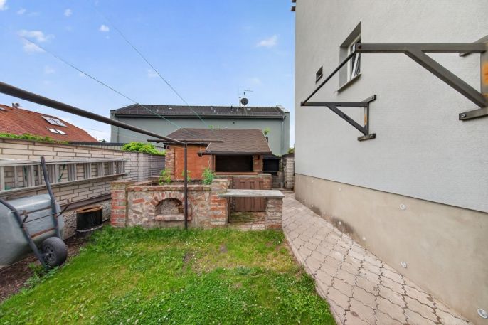 Prodej, Rodinný dům, Zlatníky-Hodkovice