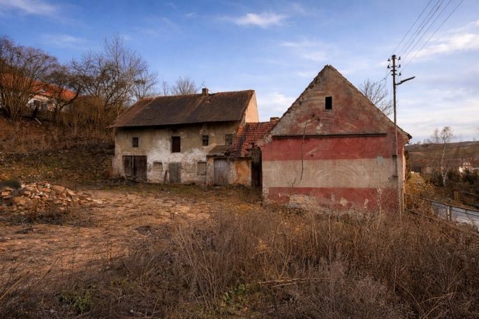 Prodej, Zemědělská usedlost, Pnětluky