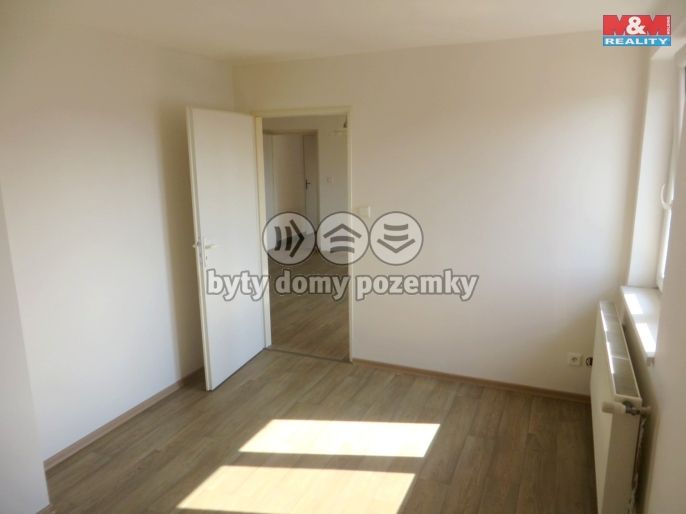 Pronájem, Byt 3+1, Kravaře