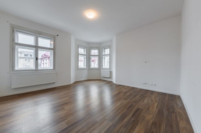 Prodej, Byt 3+1, Karlovy Vary