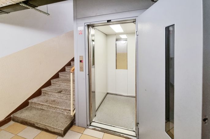 Pronájem, Byt 1+kk, Karlovy Vary