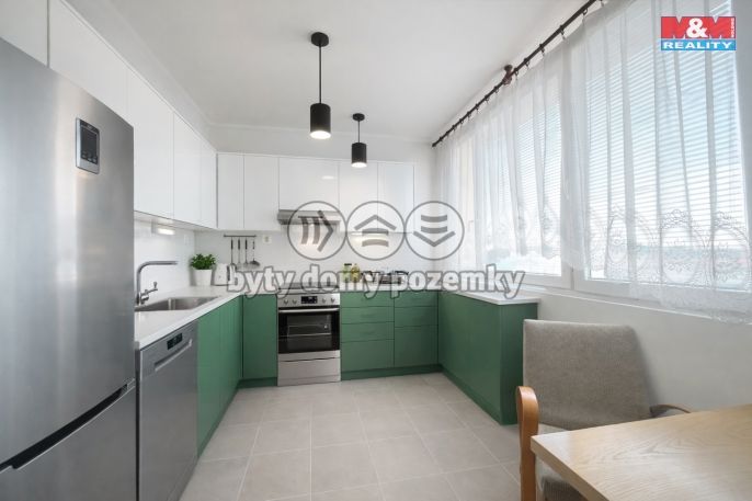 Prodej, Byt 3+1, Roztoky