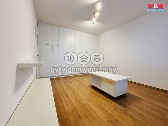 Pronájem, Byt 1+1, Jihlava