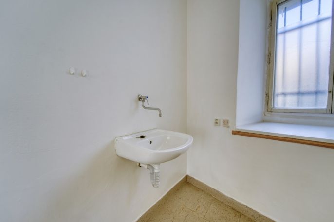 Pronájem, Obchod a služby, Plzeň