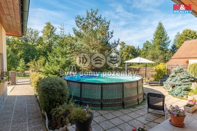 Prodej, Rodinný dům, Hajany