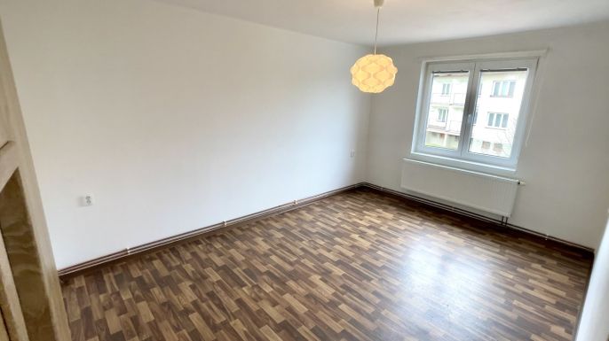 Pronájem, Byt 4+1, Petrovice