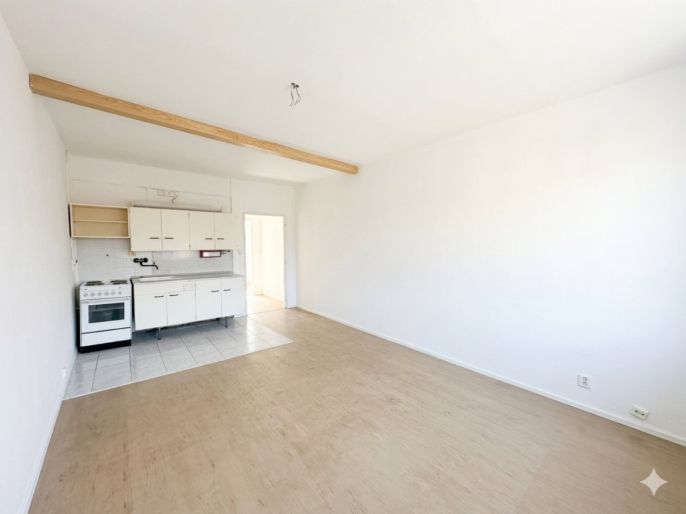 Pronájem, Byt 1+kk, Děčín