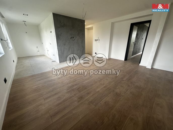 Prodej, Byt 3+kk, Dvory