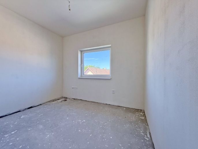 Prodej, Byt 4+kk, Obrataň