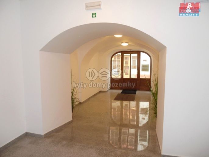 Pronájem, Byt 1+kk, Beroun