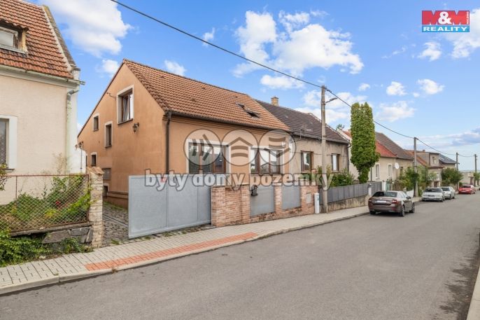 Prodej, Rodinný dům, 110 m², Cvrčovice, Nádražní