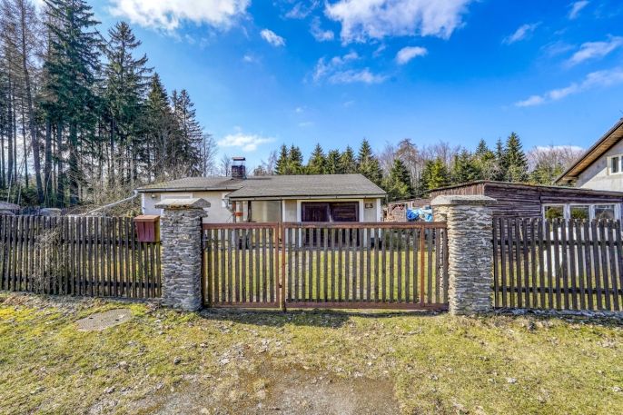 Prodej, Rodinný dům, Bezvěrov